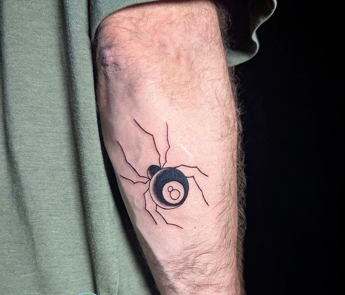 Eight-ball spider tattoo